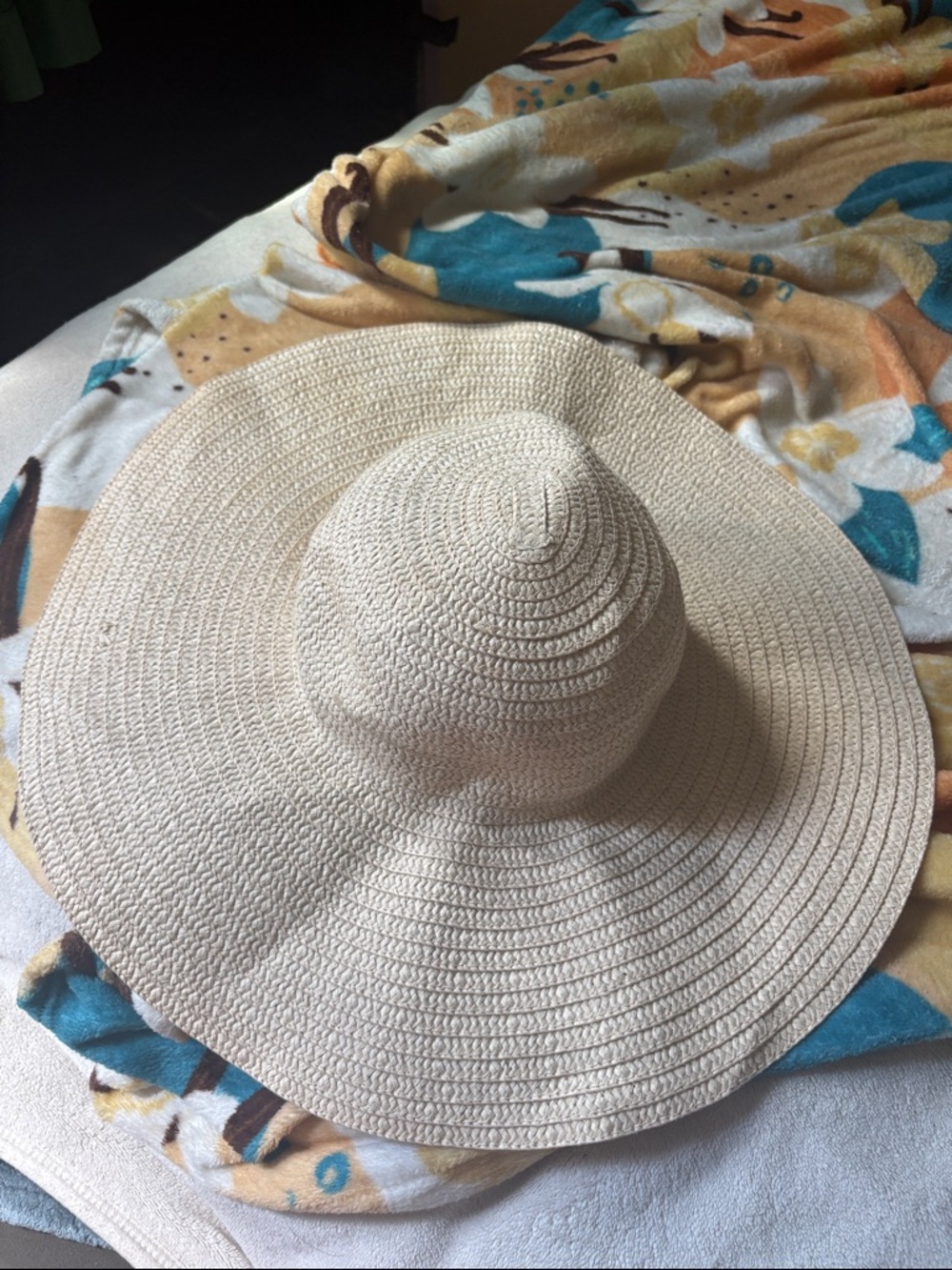 Floppy sunhat